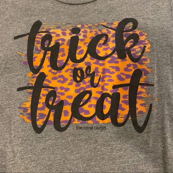 Bundle of 3 Fall/Halloween Tees - Picture 8 of 11